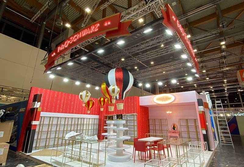 trade show display ideas of creative hot-air balloon