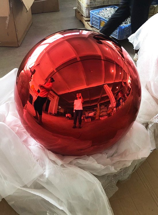 Red large stainless steel ball