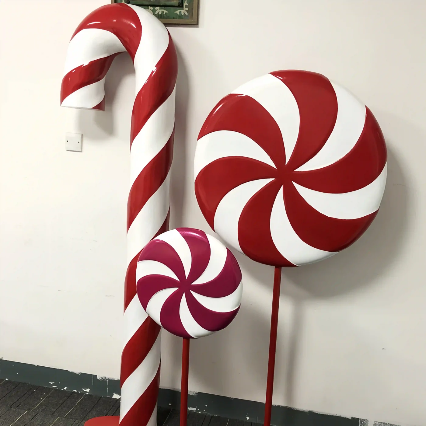 Custom Christmas Candy Window Display Props for Kids Stores