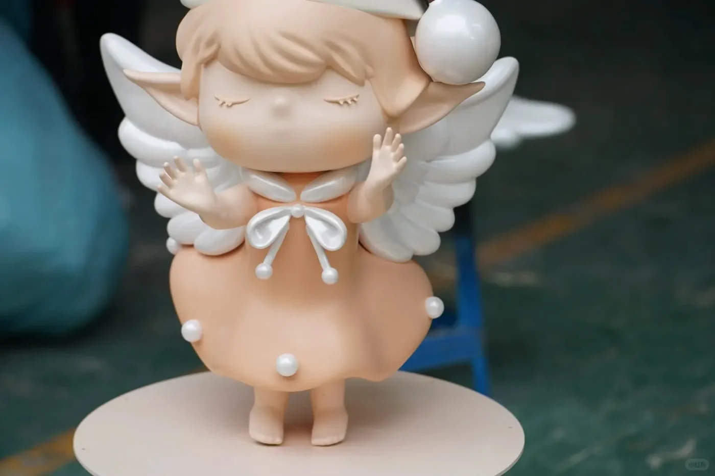 fiberglass sculpture of an angel (1)