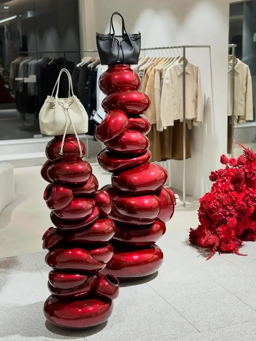 luxury window display red balloon art installation retail store props 02.jpg